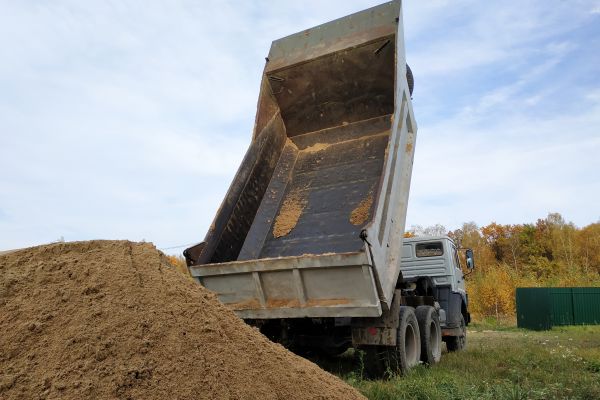 Topsoil Delivery in Winter Haven