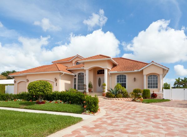Landscape Curb Appeal Service in Winter Haven
