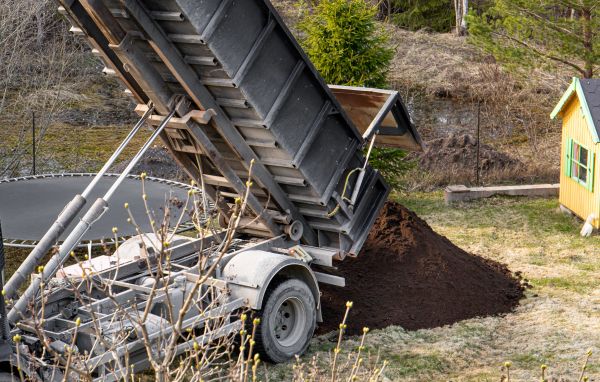 Yard Soil Delivery in Winter Haven