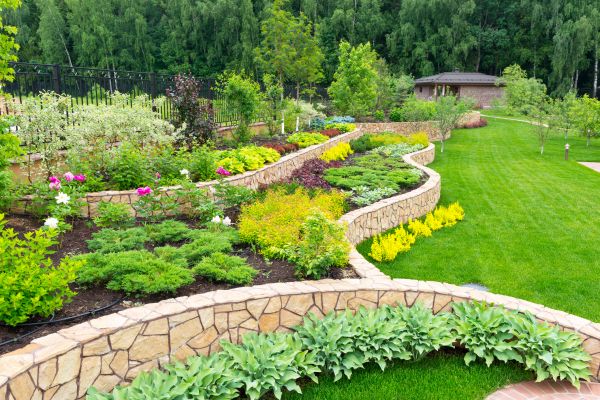 Home Garden Landscaping in Winter Haven