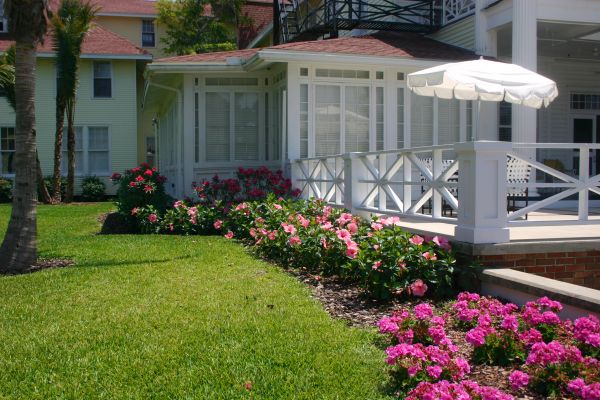 Deck Landscaping Service in Winter Haven
